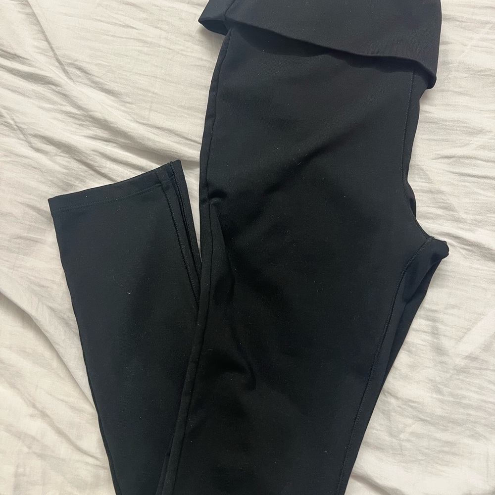 Uniqlo Women's Black Leggings